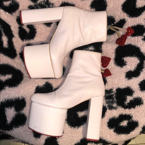 heart stomper platforms